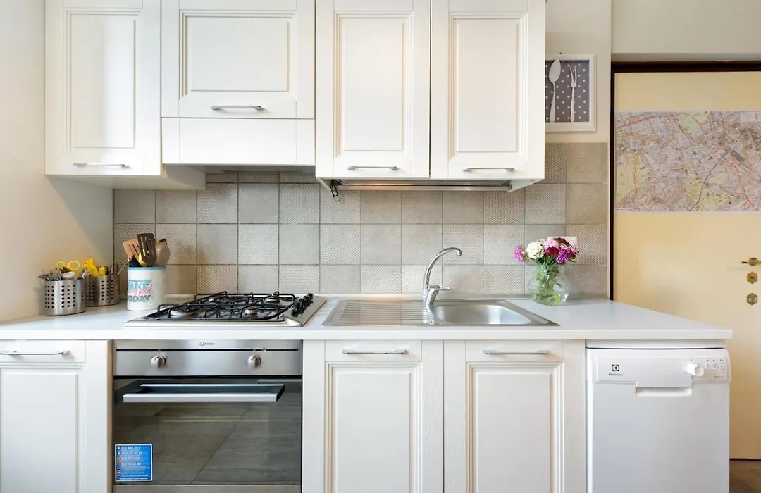 Suite Laterani 3 Bedrooms With Parking-1